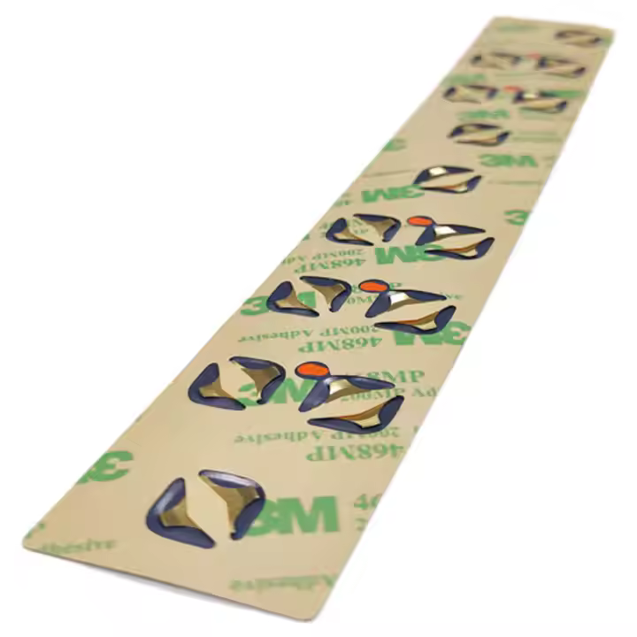 Yüksek Dayanıklılığa Sahip Polyester Etiketler