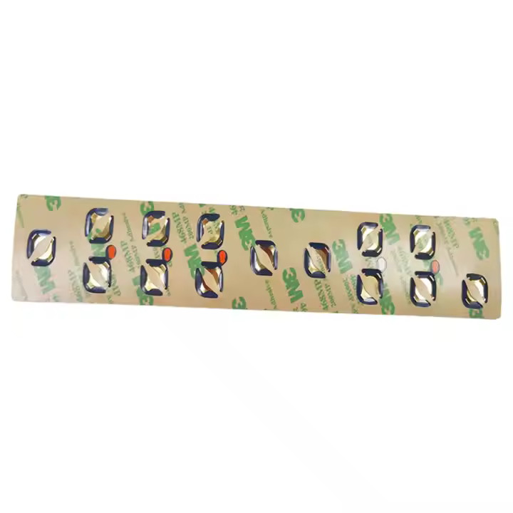 Yüksek Dayanıklılığa Sahip Polyester Etiketler